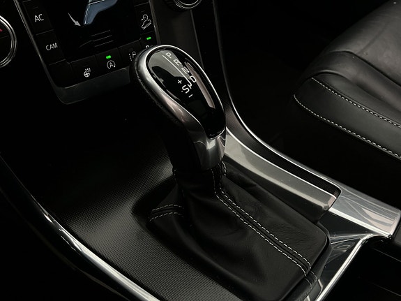 Volvo XC60 24 of 28