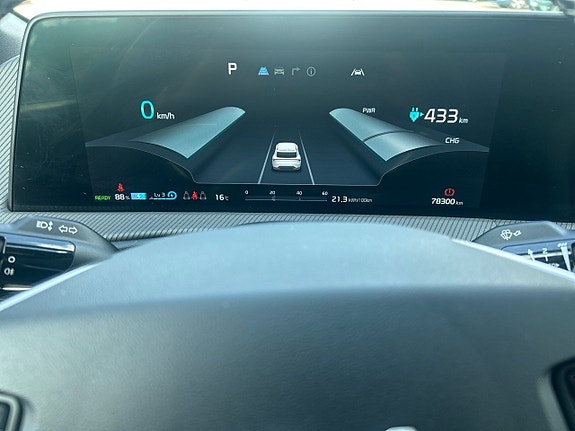 Kia EV6 10 of 26