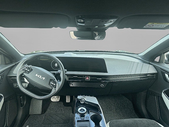 Kia EV6 7 of 26