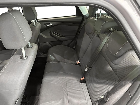 Ford Focus 7 of 16