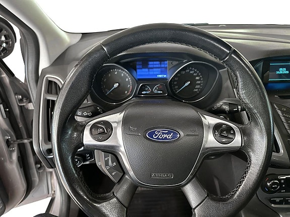 Ford Focus 9 of 16
