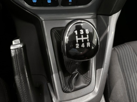 Ford Focus 13 of 16