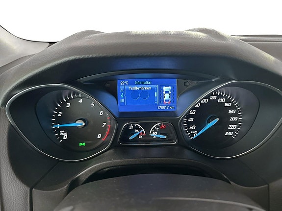 Ford Focus 10 of 16