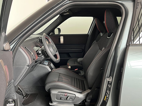 MINI Countryman SE 5 of 13
