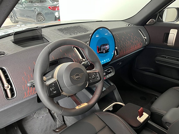 MINI Countryman SE 8 of 13