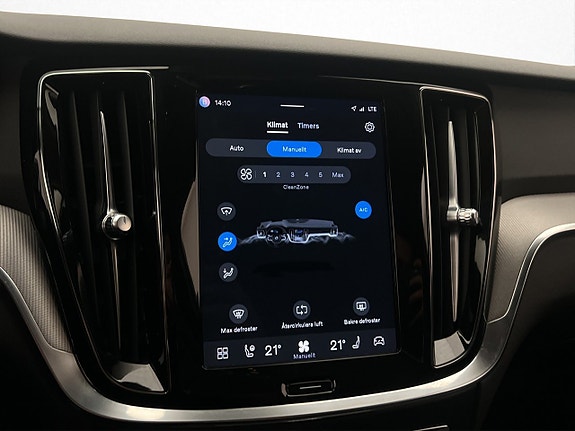 Volvo V60 24 of 30