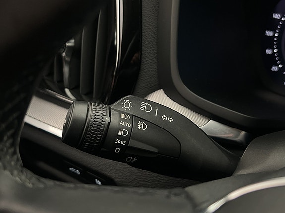 Volvo V60 14 of 30