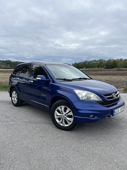 Honda CR-V 4 of 9