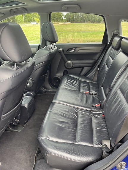 Honda CR-V 5 of 9