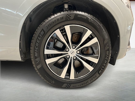 Volvo XC60 9 of 14