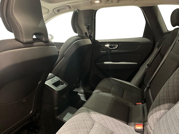 Volvo XC60 6 of 14