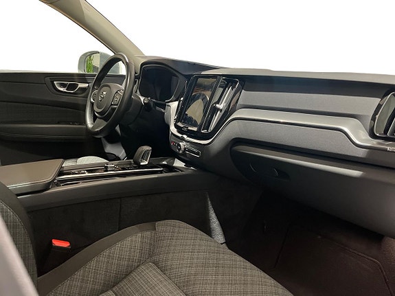 Volvo XC60 4 of 14