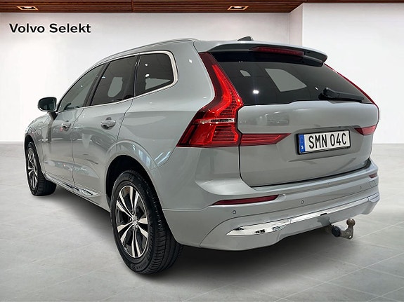 Volvo XC60 2 of 14