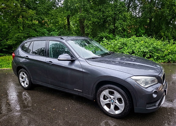 BMW X1 2 of 6