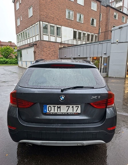 BMW X1 3 of 6