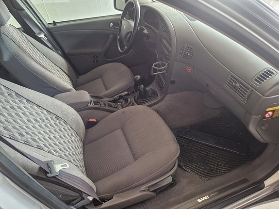 Saab 9-5 6 of 15