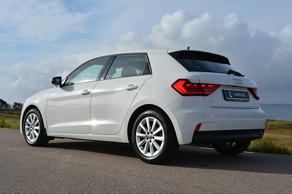 Audi A1 5 of 30