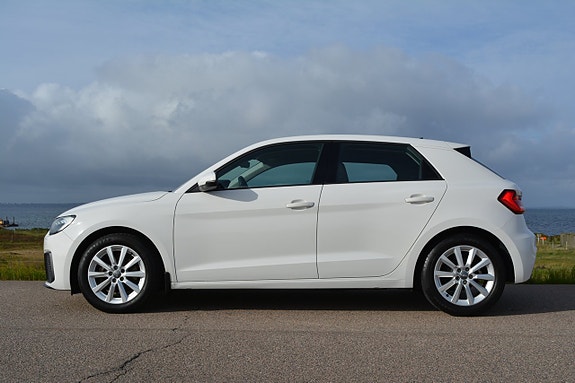 Audi A1 4 of 30