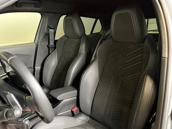 Peugeot 2008 10 of 23