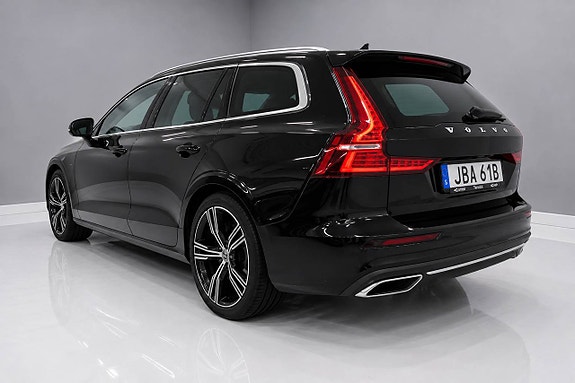 Volvo V60 25 of 27