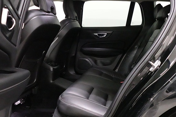 Volvo V60 5 of 27