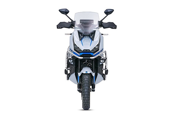 Zontes 368 ADV Scooter 368 ADV Scooter Räntefri finansiering i 12 månader. 3 of 8