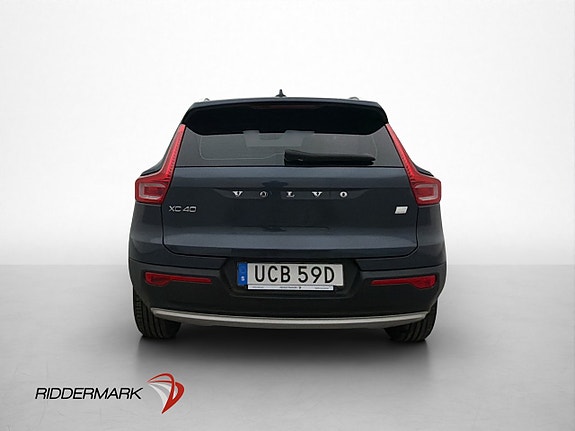 Volvo XC40 6 of 30