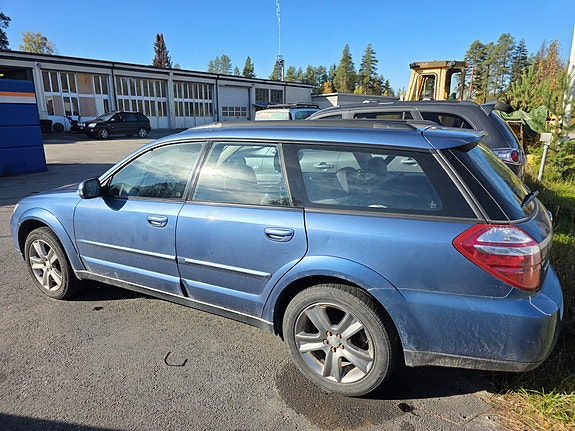 Subaru Outback 6 of 8