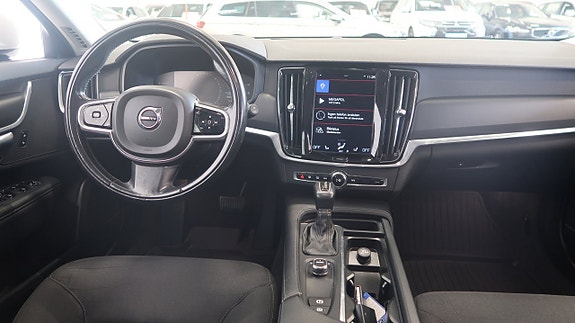 Volvo V90 11 of 19
