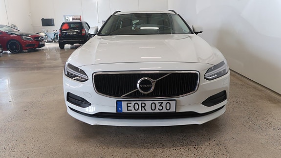 Volvo V90 8 of 19