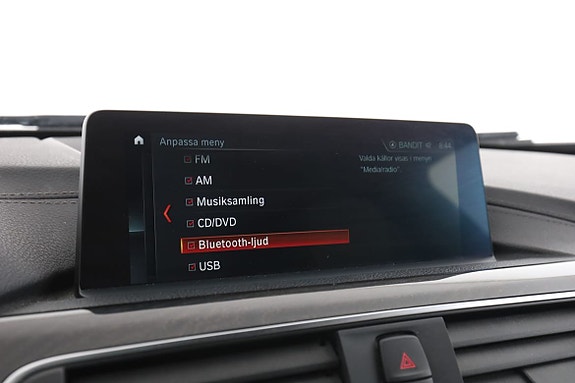 BMW 320i 21 of 30