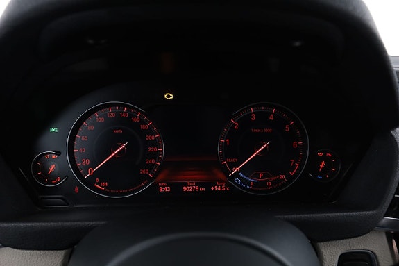 BMW 320i 20 of 30