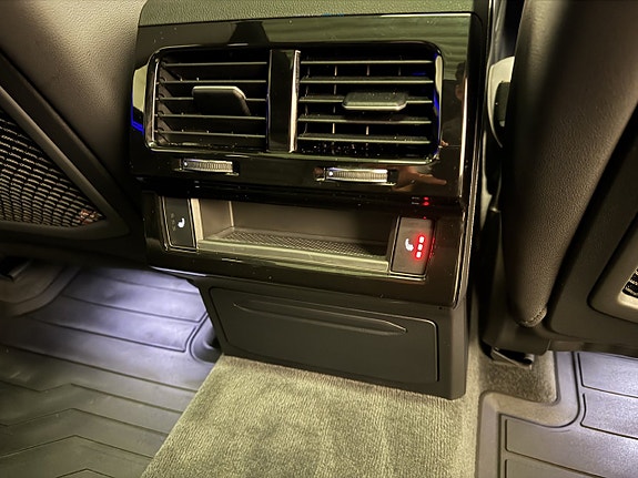 Volkswagen Touareg 19 of 29