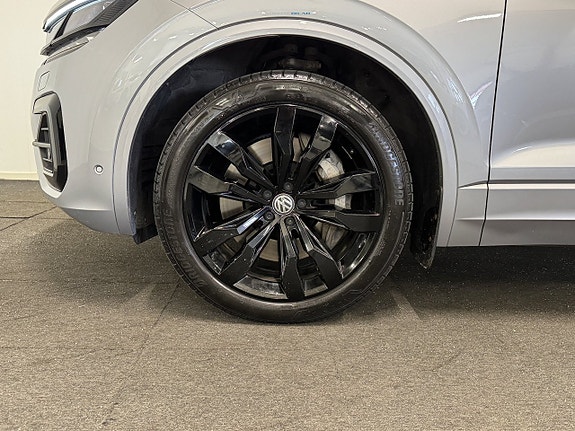 Volkswagen Touareg 25 of 29