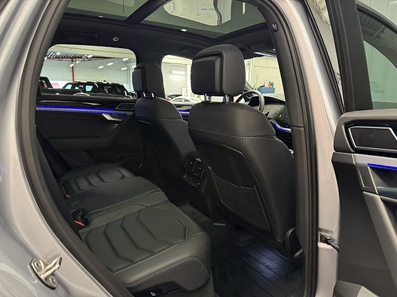Volkswagen Touareg 18 of 29