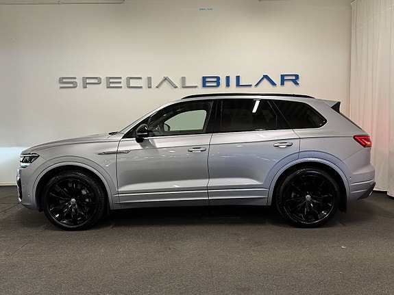 Volkswagen Touareg 2 of 29