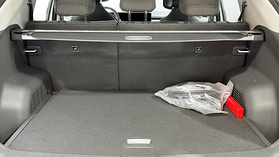 Kia EV3 12 of 12