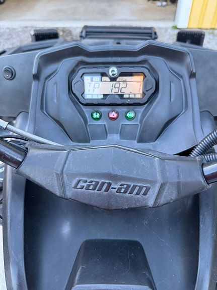 Can-Am Outlander 650 4 of 5