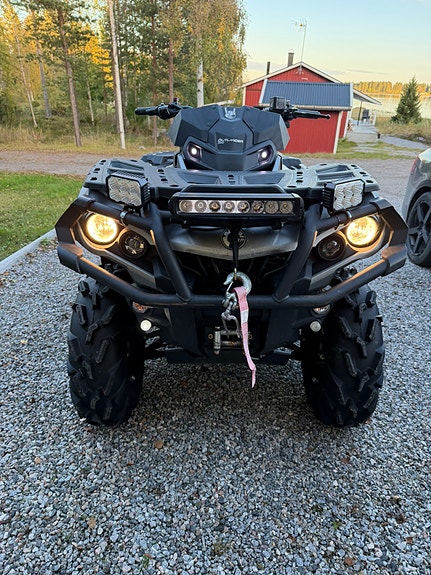 Can-Am Outlander 650 5 of 5