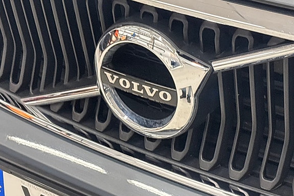 Volvo XC40 18 of 20