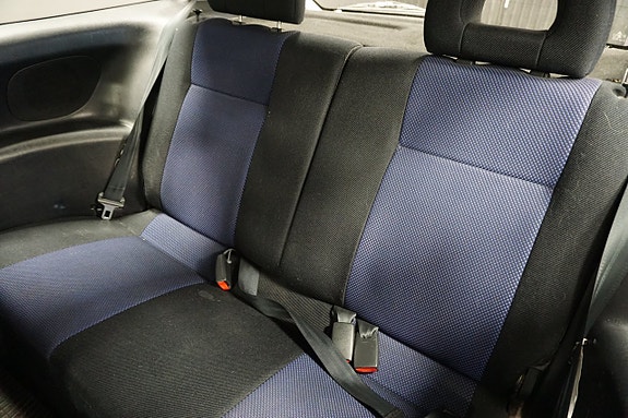 Mitsubishi Colt 11 of 14