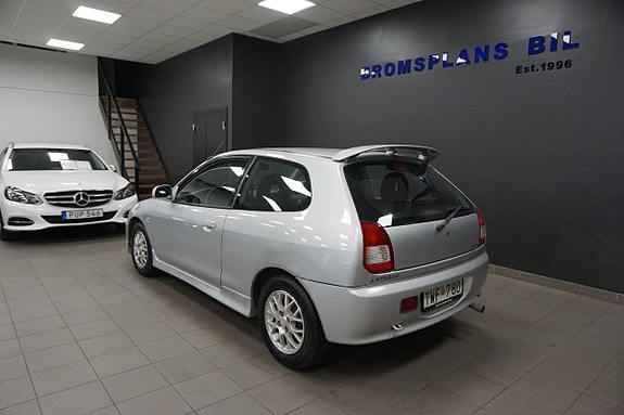 Mitsubishi Colt 6 of 14