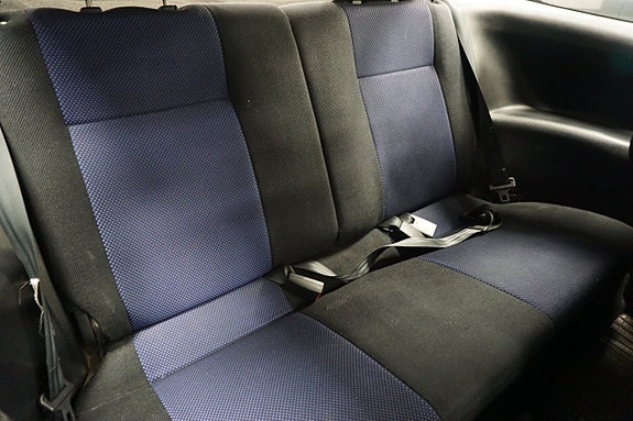 Mitsubishi Colt 12 of 14