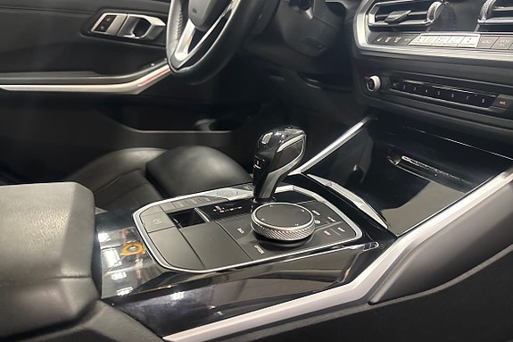 BMW 320 15 of 22