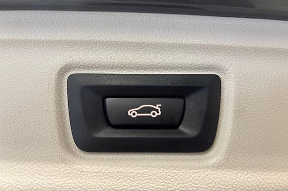 BMW 320 17 of 22