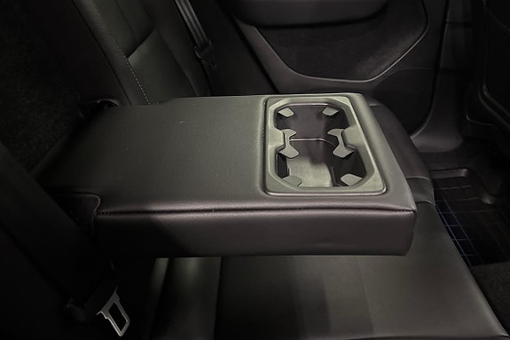 Volvo XC40 20 of 23