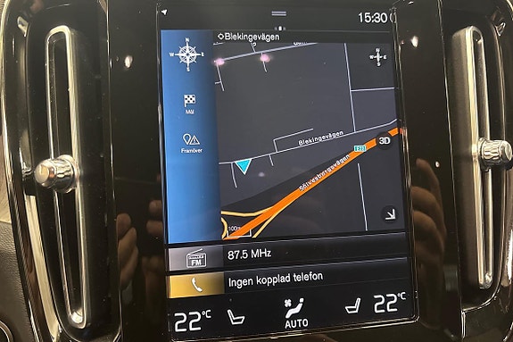 Volvo XC40 11 of 23