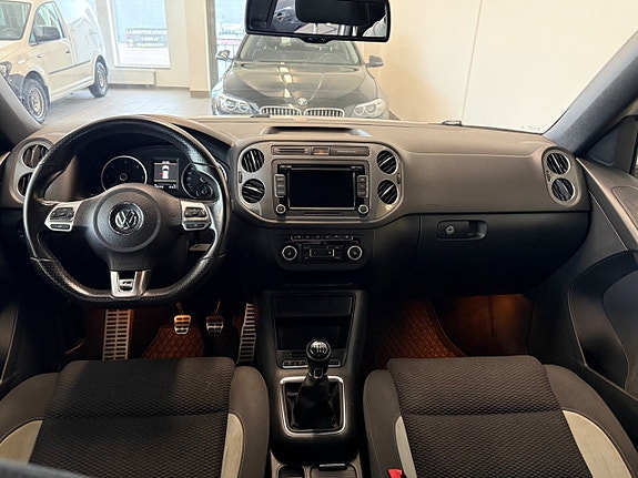 Volkswagen Tiguan 22 of 30