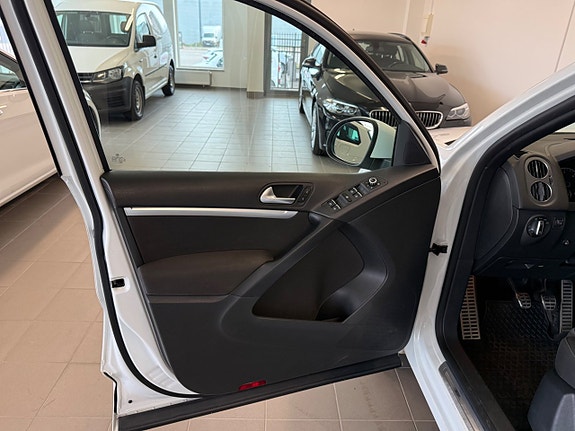 Volkswagen Tiguan 26 of 30