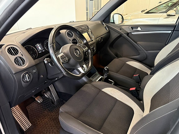 Volkswagen Tiguan 18 of 30